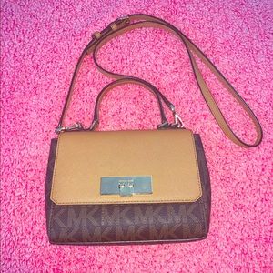Michael Kors Crossbody bag